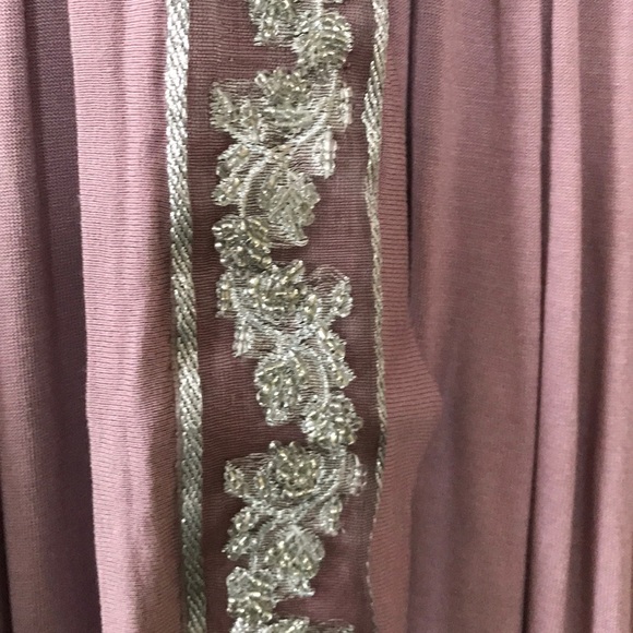 ASOS Formal maternity dress - Picture 2 of 6